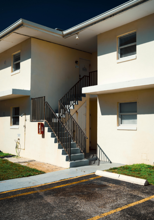 Apartment & Multi-Unit